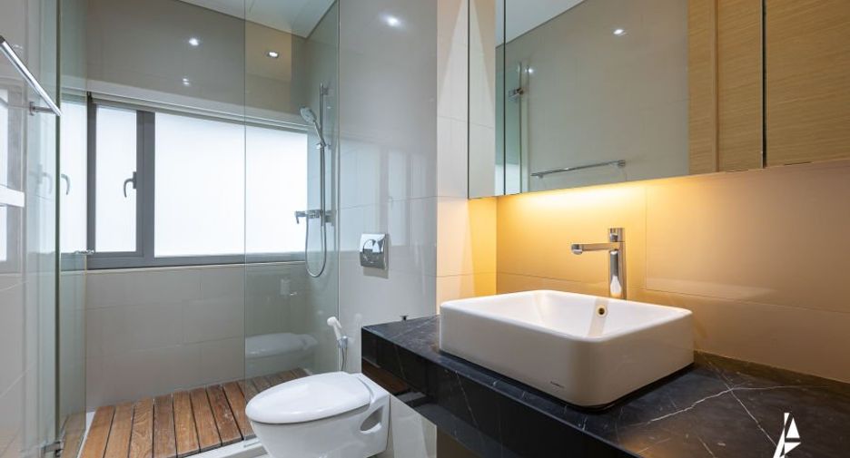 For rent and for sale 2 bedrooms condo in Sathon, Bangkok