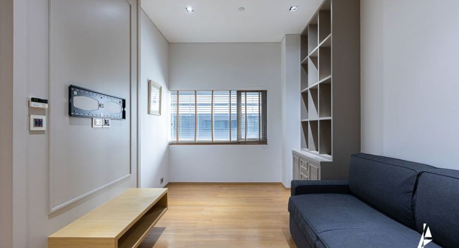 For rent and for sale 2 bedrooms condo in Sathon, Bangkok
