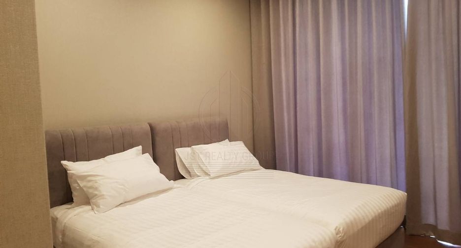 For sale 3 bed condo in Khlong Toei, Bangkok
