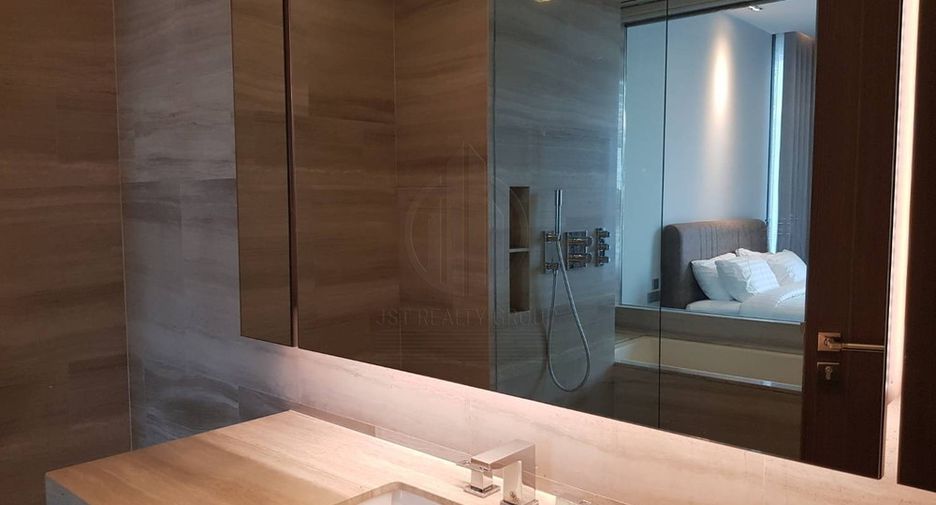For sale 3 bed condo in Khlong Toei, Bangkok