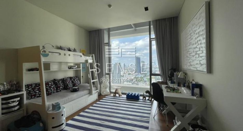 For sale 3 bedrooms condo in Sathon, Bangkok