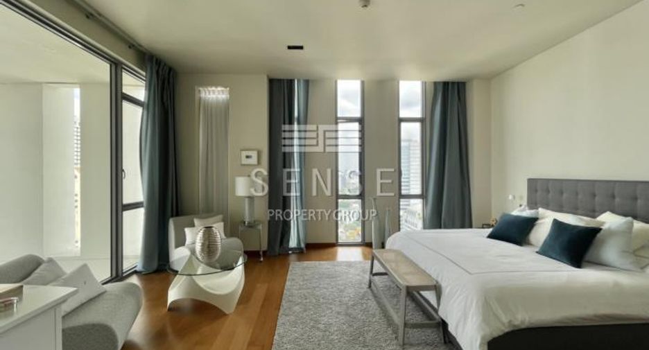 For sale 3 bedrooms condo in Sathon, Bangkok