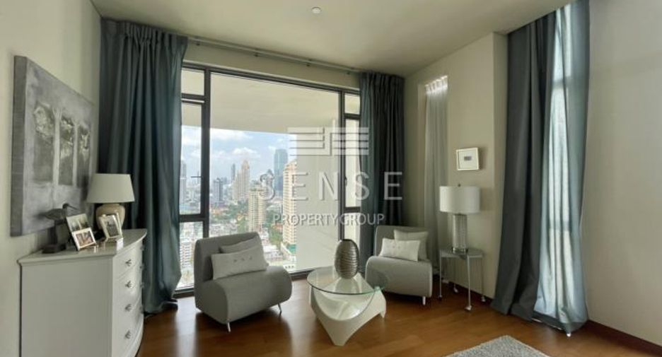 For sale 3 bedrooms condo in Sathon, Bangkok