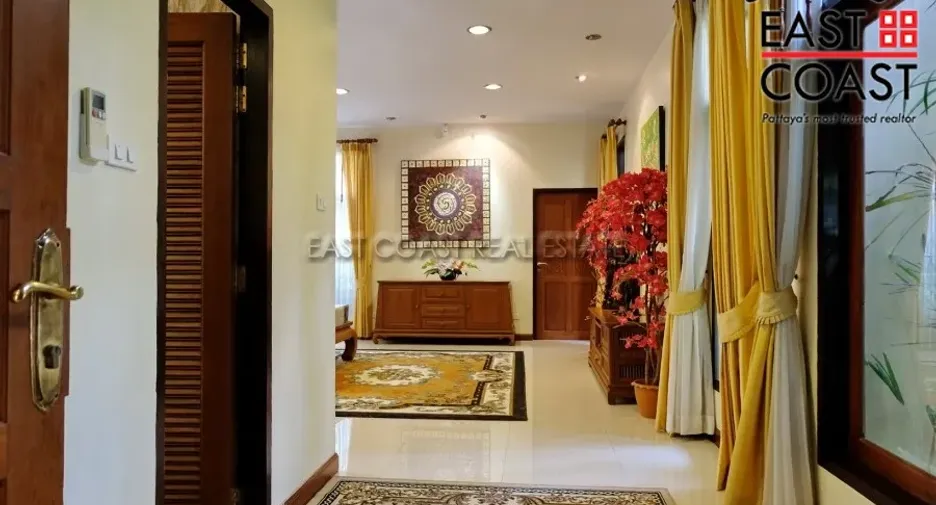 For sale 3 bedrooms house in Na Jomtien, Pattaya