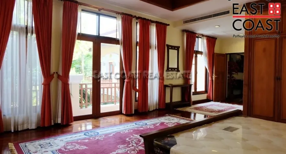 For sale 3 bedrooms house in Na Jomtien, Pattaya