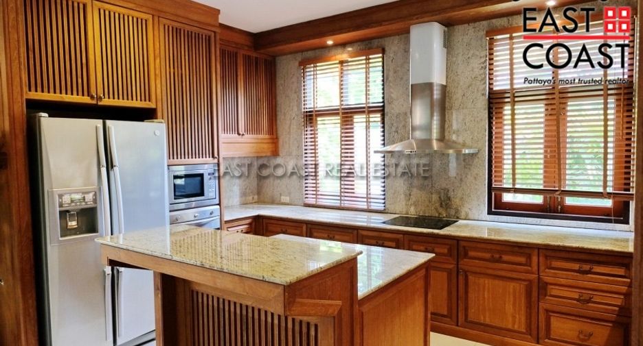 Casa en venta de 3 habitaciones en Sattahip, Chonburi