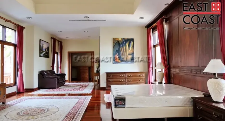 For sale 3 bedrooms house in Na Jomtien, Pattaya