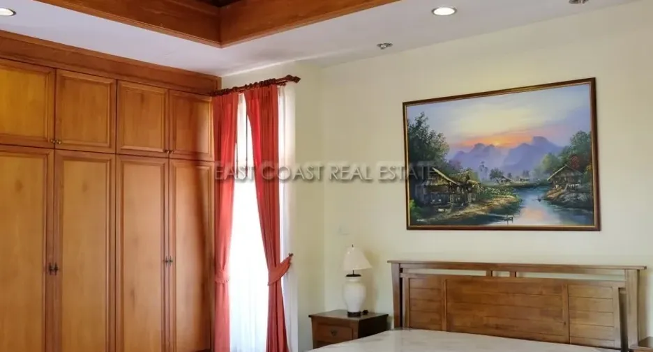 For sale 3 bedrooms house in Na Jomtien, Pattaya