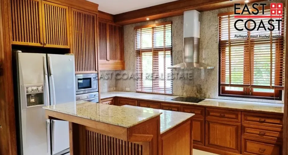 For sale 3 bedrooms house in Na Jomtien, Pattaya