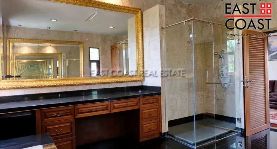 For sale 3 bedrooms house in Na Jomtien, Pattaya