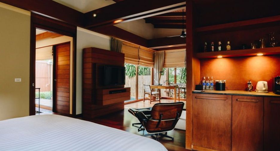 For sale 16 bed hotel in Takua Thung, Phang Nga