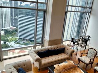 For rent and for sale 4 bedrooms condo in Pathum Wan, Bangkok