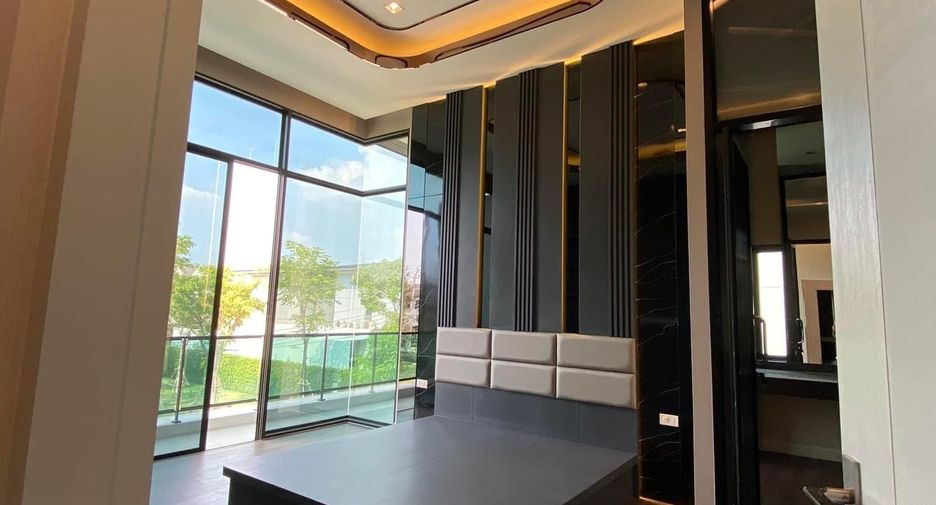 For sale 4 bed house in Pak Kret, Nonthaburi