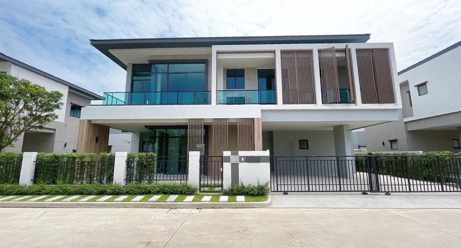 For sale 4 bed house in Pak Kret, Nonthaburi