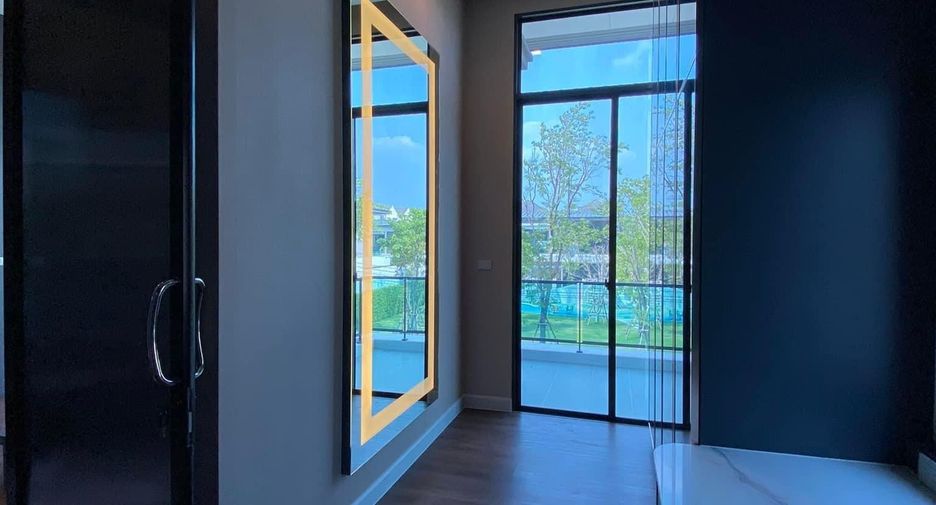 For sale 4 bed house in Pak Kret, Nonthaburi