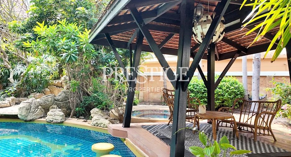 For rent and for sale 4 bedrooms house in Jomtien, Pattaya