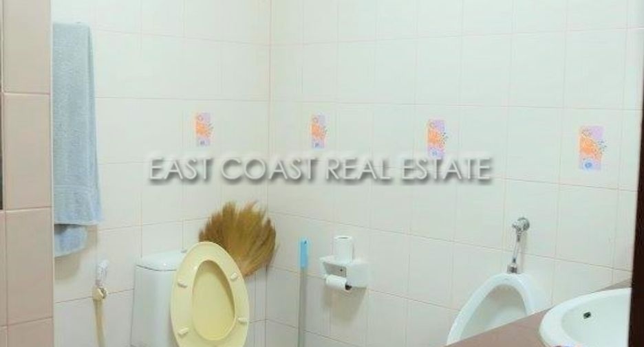 Casa en venta de 6 habitaciones en Bang Lamung, Chonburi