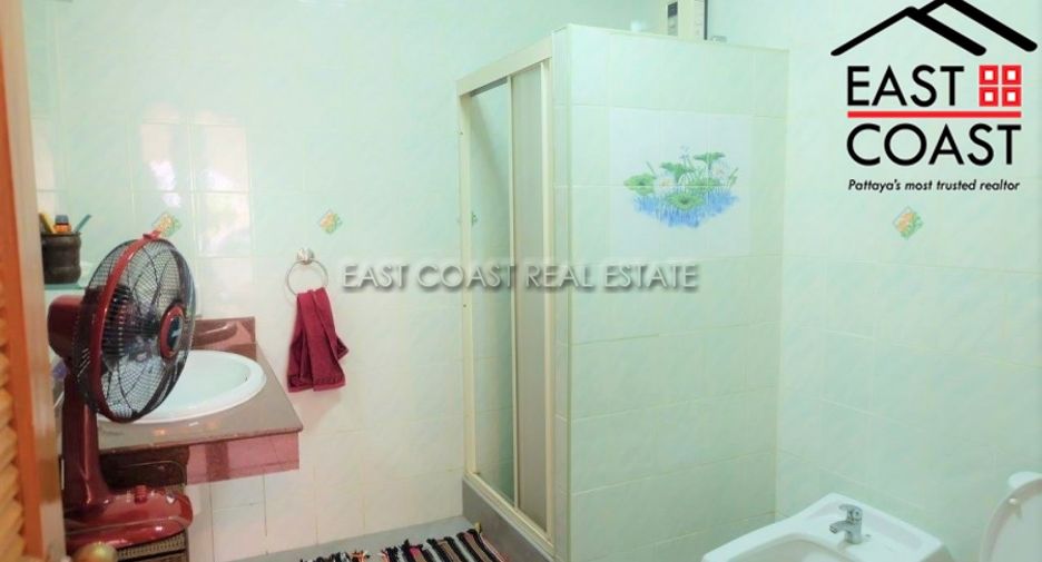 Casa en venta de 6 habitaciones en Bang Lamung, Chonburi