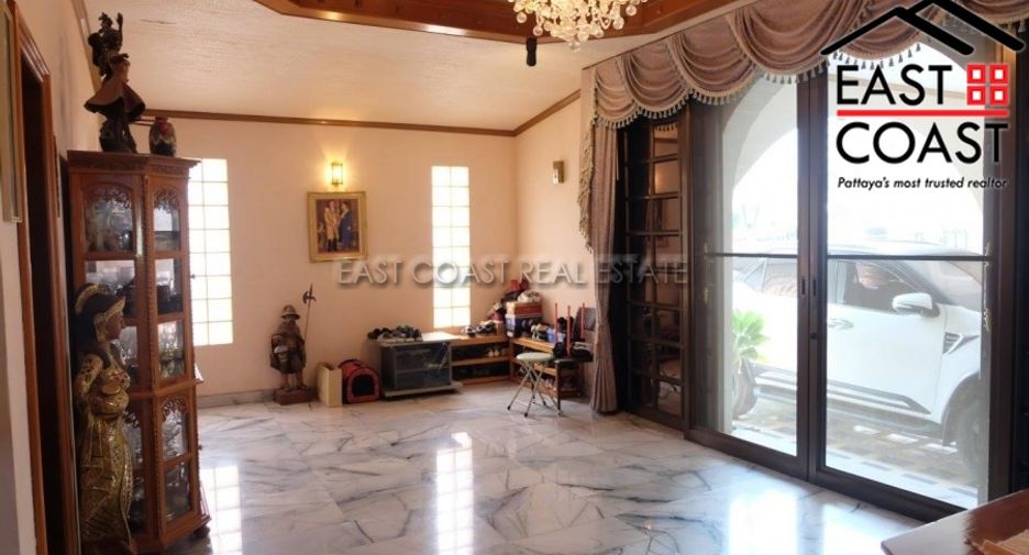 Casa en venta de 6 habitaciones en Bang Lamung, Chonburi