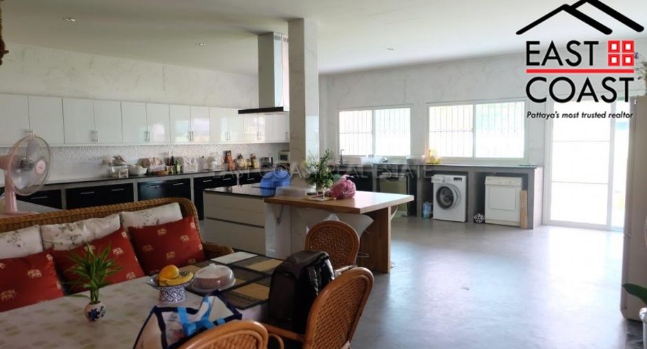 Casa en venta de 6 habitaciones en Bang Lamung, Chonburi