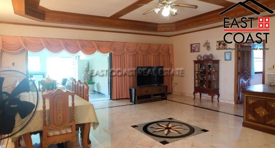 Casa en venta de 6 habitaciones en Bang Lamung, Chonburi