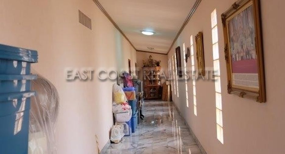 Casa en venta de 6 habitaciones en Bang Lamung, Chonburi