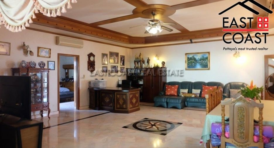 Casa en venta de 6 habitaciones en Bang Lamung, Chonburi