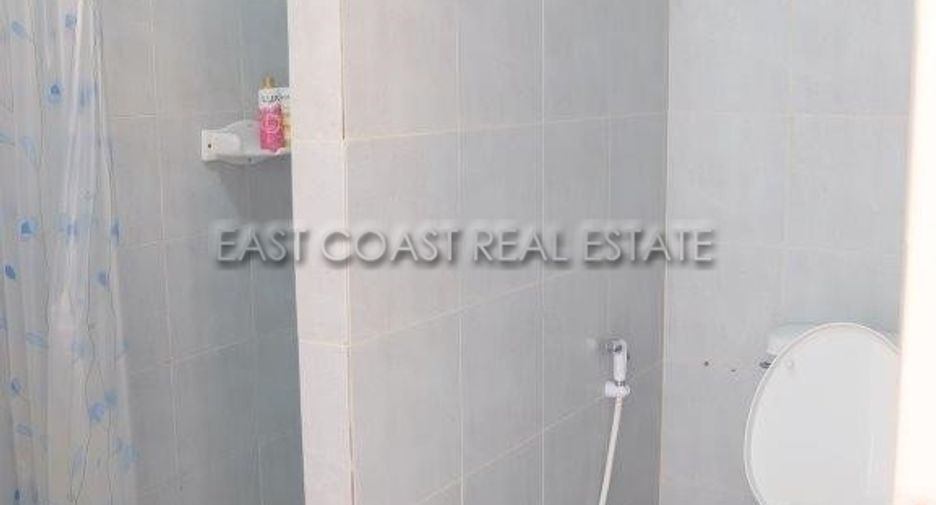 Casa en venta de 6 habitaciones en Bang Lamung, Chonburi