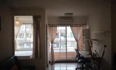 For rent 1 bed condo in Huai Khwang, Bangkok