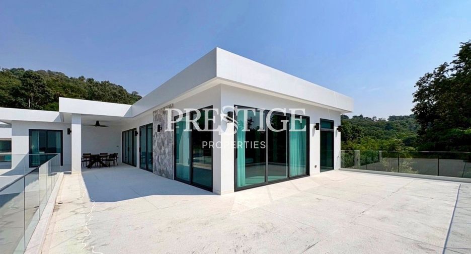 For rent and for sale 5 bedrooms house in Bang Lamung, Chonburi