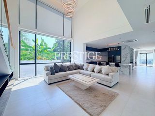 Casa en venta y en alquiler de 5 habitaciones en Bang Lamung, Chonburi