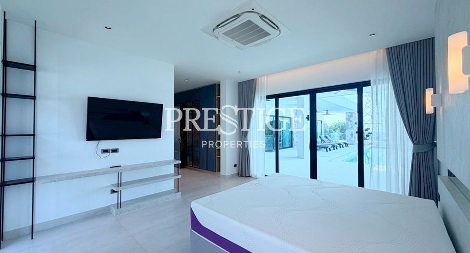 For rent and for sale 5 bedrooms house in Bang Lamung, Chonburi
