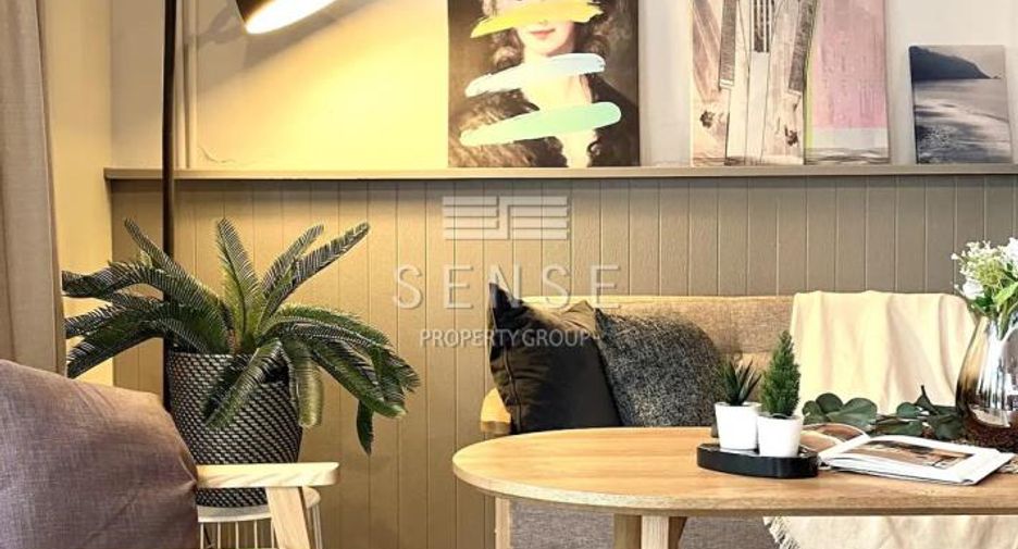 For rent 2 bedrooms townhouse in Khlong Toei, Bangkok