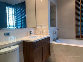 For rent 4 bedrooms condo in Khlong Toei, Bangkok