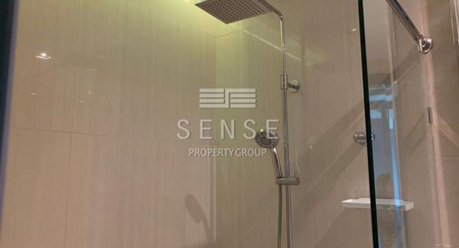 For rent 4 bedrooms condo in Khlong Toei, Bangkok