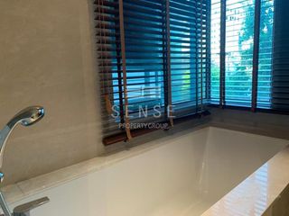 For rent 4 bedrooms condo in Khlong Toei, Bangkok