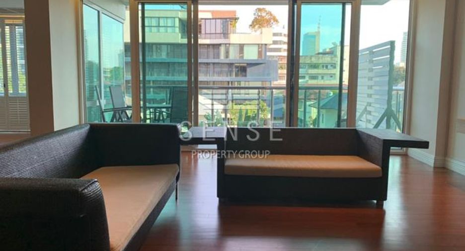 For rent 4 bedrooms condo in Khlong Toei, Bangkok