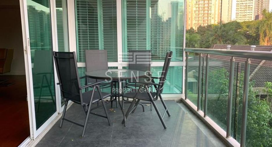 For rent 4 bedrooms condo in Khlong Toei, Bangkok
