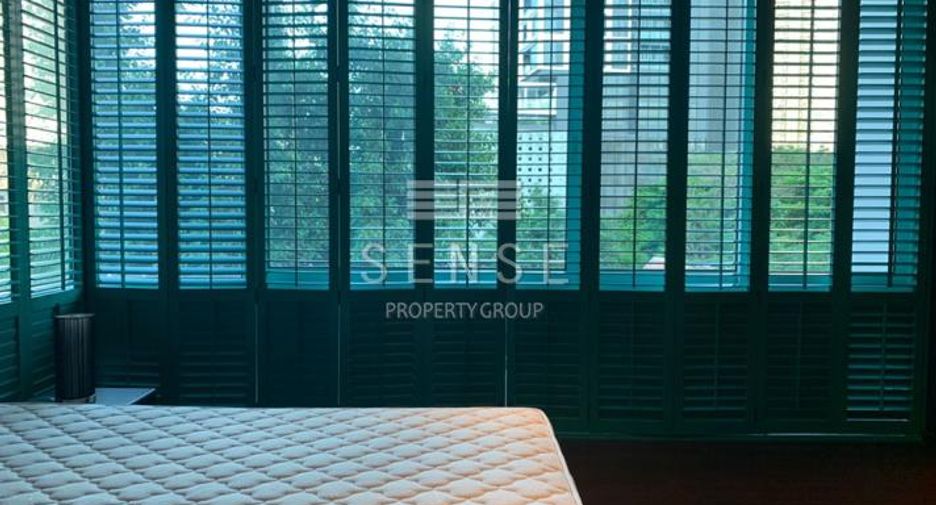 For rent 4 bedrooms condo in Khlong Toei, Bangkok