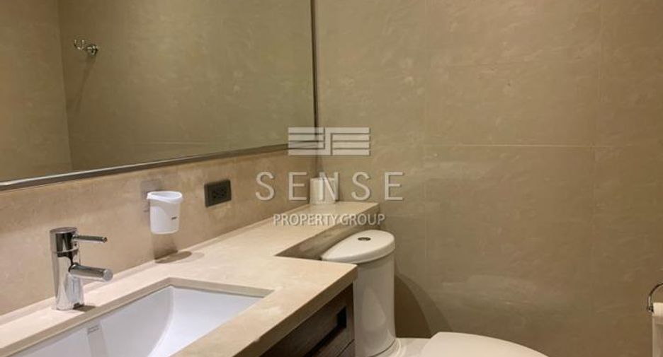 For rent 4 bedrooms condo in Khlong Toei, Bangkok