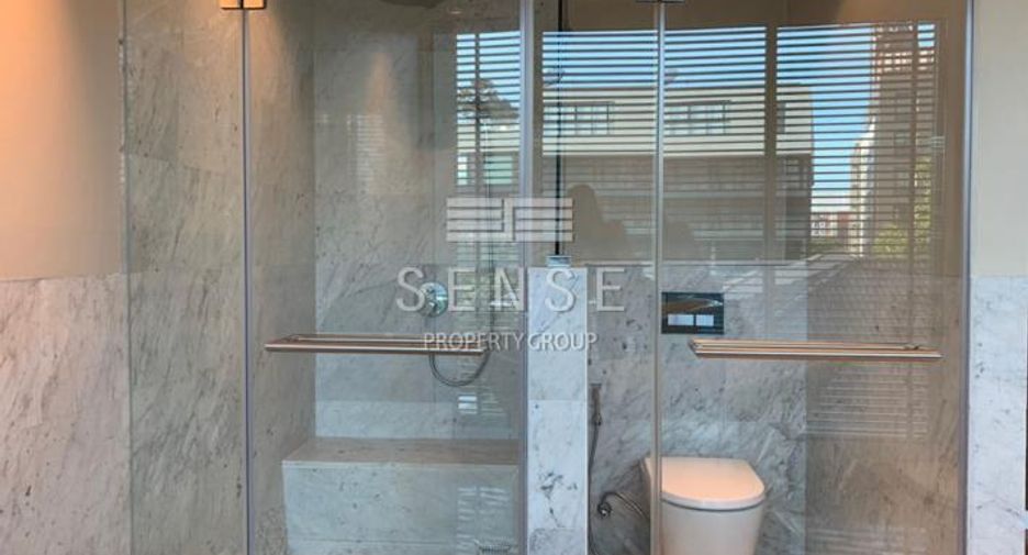 For rent 4 bedrooms condo in Khlong Toei, Bangkok