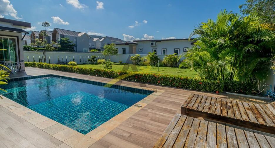For rent and for sale 2 bedrooms villa in Mueang Phuket, Phuket