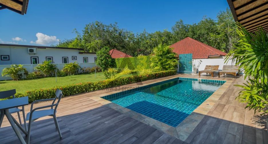 For rent and for sale 2 bedrooms villa in Mueang Phuket, Phuket