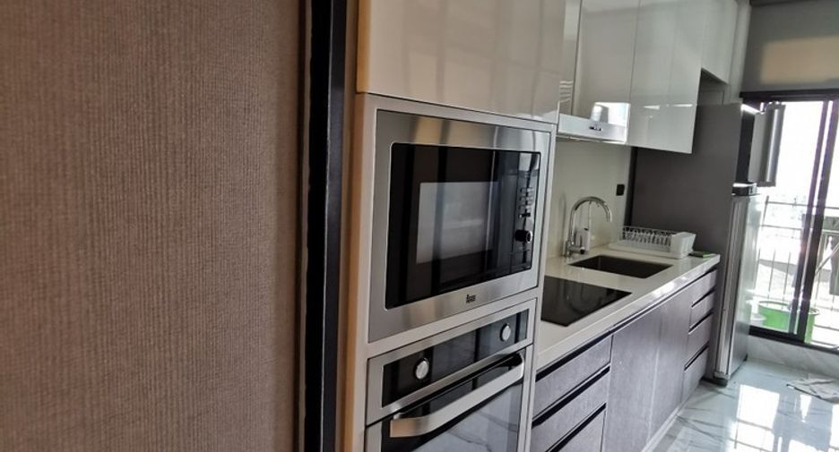 ขาย 3 ห้องนอน คอนโด ใน คลองเตย, กรุงเทพฯ