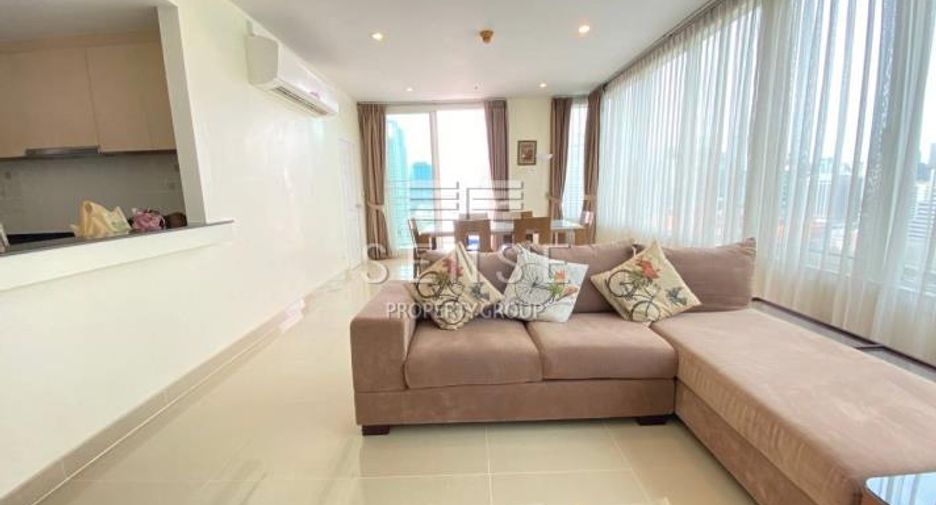 For rent 3 bedrooms condo in Khlong Toei, Bangkok