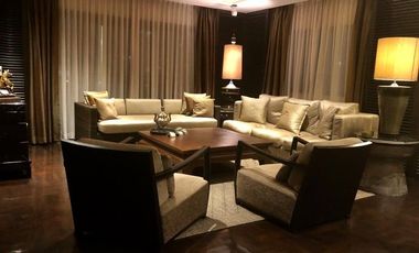 For sale 3 bed condo in Watthana, Bangkok