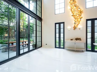 For rent 4 bed villa in Watthana, Bangkok