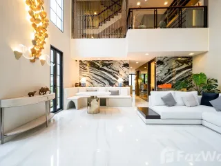 For rent 4 bed villa in Watthana, Bangkok