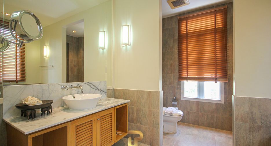 Condo en venta de 2 habitaciones en Cha Am, Phetchaburi