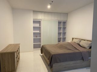 For rent 3 bed condo in Bang Kapi, Bangkok